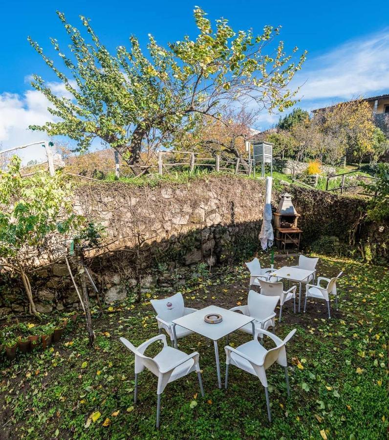Apartamentos & Casa Rural Boada Con Jardin Interior Y Barbacoa Villamiel 外观 照片
